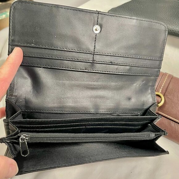 7-Wallet Wardrobe Bundle–Y2K Ed Hardy Tattoo Bifold + Faux & Cowhide Organizers - Picture 10 of 16